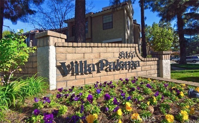 Building Photo - 8167 Vineyard Ave