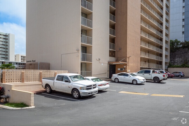 Photo - Lakeview Royal