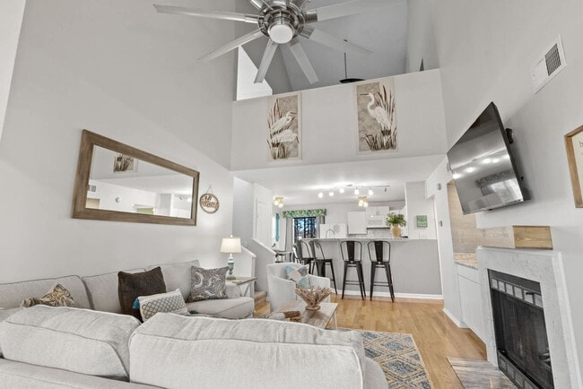 Building Photo - 1356 Glenns Bay Rd Unit ID1308938P Rental