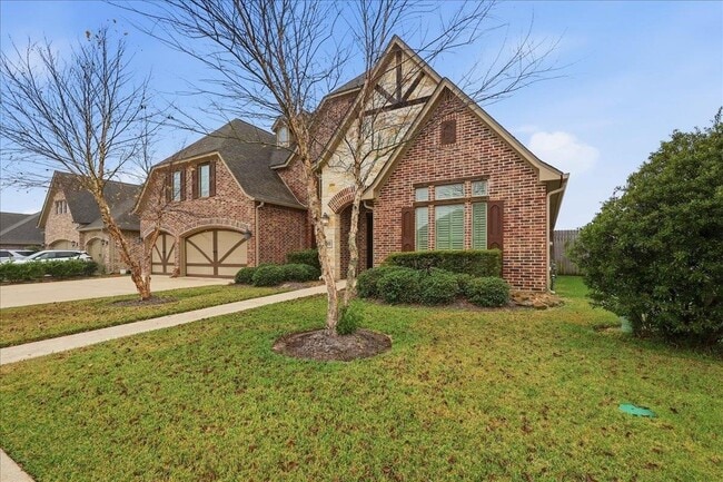 Photo - 302 Spring Brook Ct