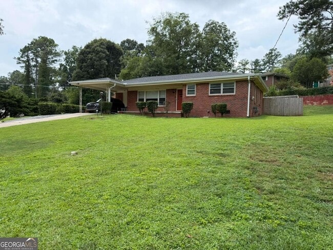 Building Photo - 2465 Miriam Ln