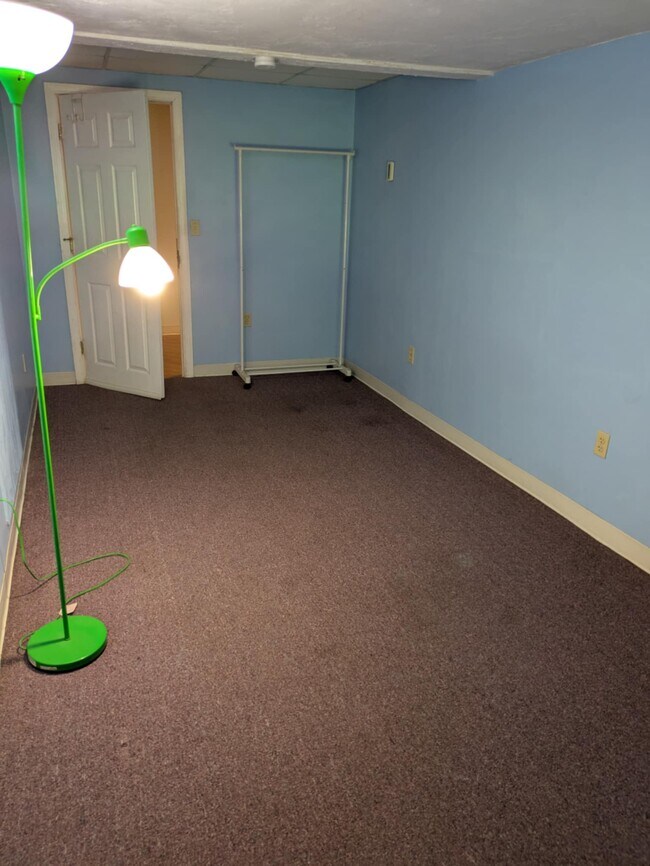 Photo - 20 Box Pond Rd