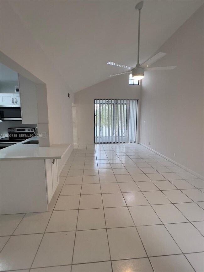 Photo - 216 Lake Pointe Dr Unit 224