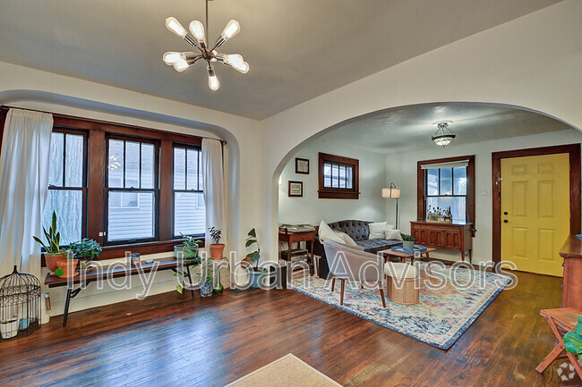 Building Photo - 1743 S State Ave Rental