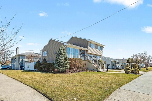 Photo - 517 N Cornwall Ave