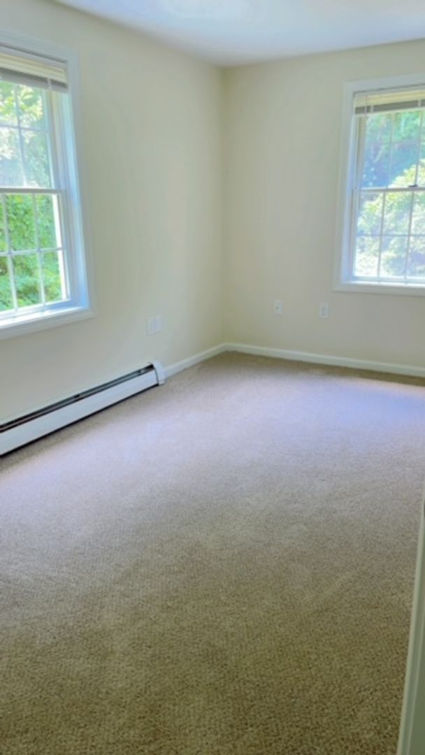 Photo - 53 Gear Rd Unidad 53 Gear Road #B