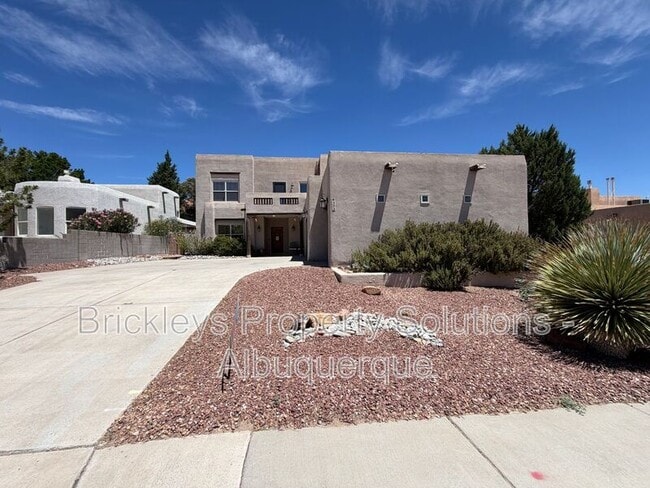 Photo - 6323 Pima Pl NW