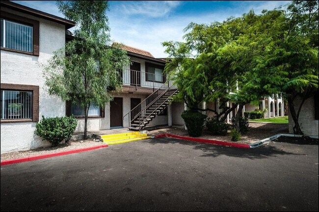 Photo - *End Mgmt 09.30.2023 - Courtyard Village (...