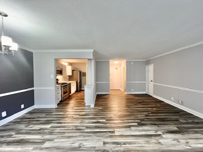 Photo - 4515 Willard Ave