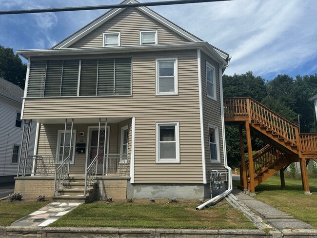 Building Photo - 22 Pine St Unit 1 Rental