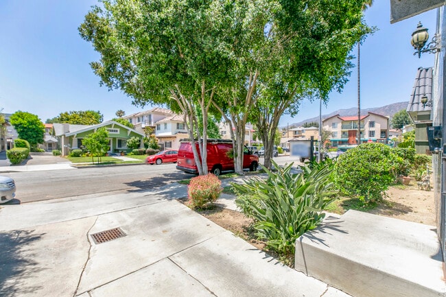 Photo - 1148 San Rafael Ave Unidad #7