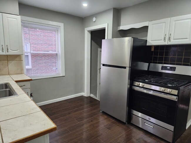 Building Photo - 11318 Littlefield St