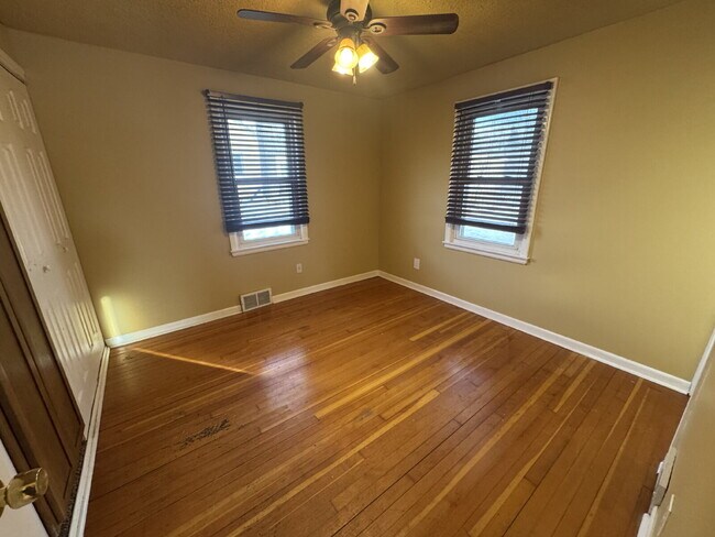 Photo - Charming & Cozy 1-Bedroom Retreat in Brooklyn Center – Perfect for Simplified Living!