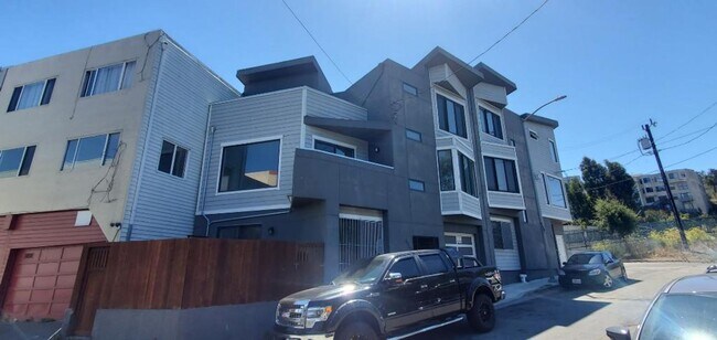 Photo - Re-imagine the Bayview with this beautiful corner 3-story townhome available for rent!