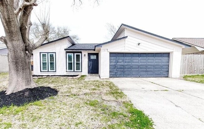 Building Photo - 3402 Pecan Grove Dr Rental