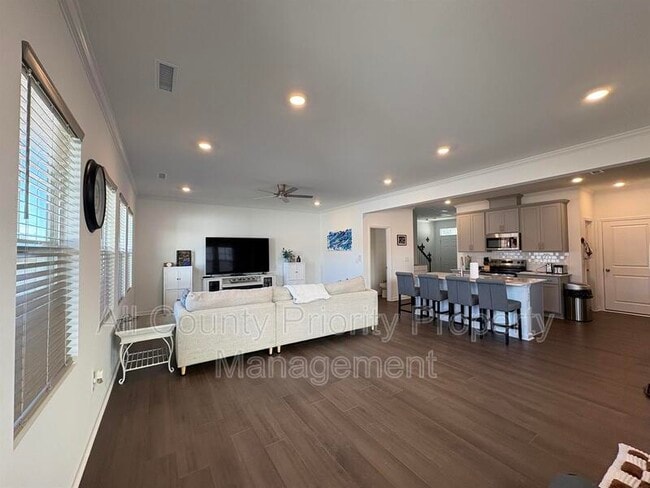 Photo - 154 S Finley Lndg Pkwy