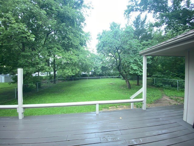 1100 Lindberg Rd