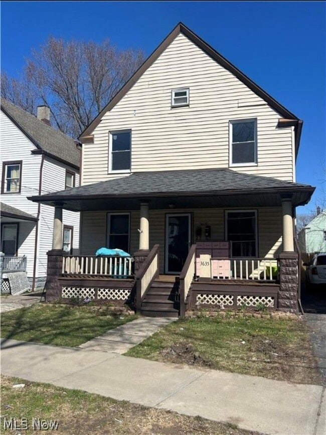 Building Photo - 3635 W 46th St Unit Up