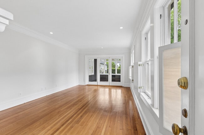 Photo - 1899 Anjaco Rd NW