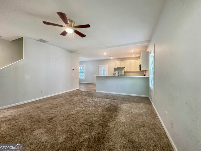 3618 Griffin Dr