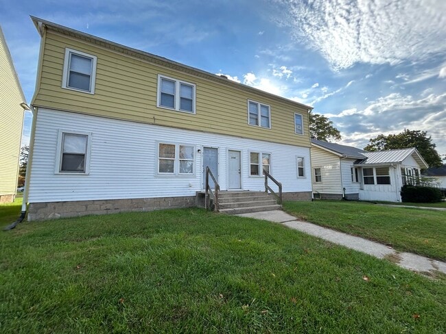 Building Photo - 1106 N Michigan St Unit 1106-3