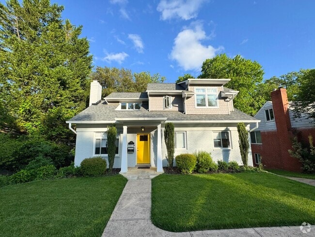 Building Photo - Fantastic 5 Bed 3 Bath Single Family Home ...