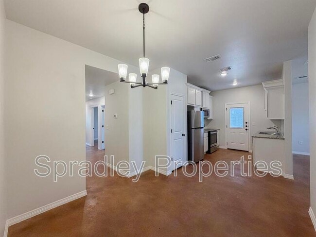 Photo - 1007B Sparrow Cv