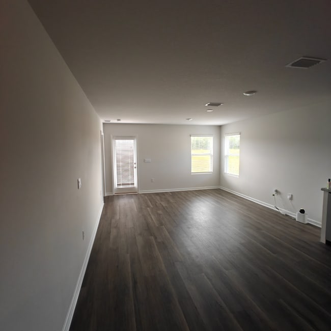 Photo - 6281 Firefly Dr