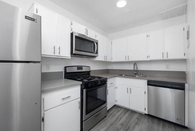 Photo - 4950 Coldwater Canyon