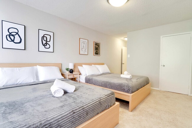 Photo - 2111 Richmond Hwy Unidad FL9-ID1022406P