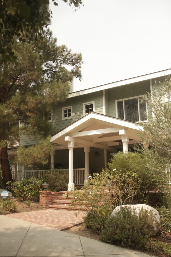 Photo - 9423 Wheatland Ave