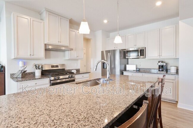 Photo - 515 Spring Hill Pl