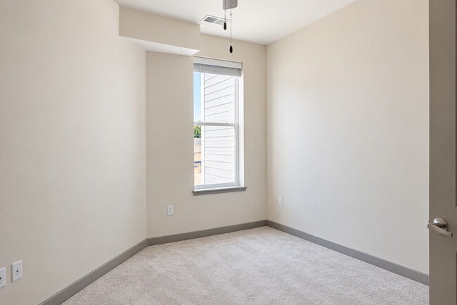 Atlantic Blvd Apartments