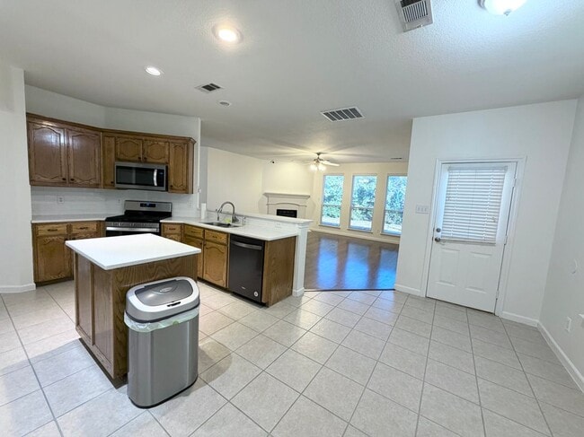 Photo - 3917 Old Richwood Ln