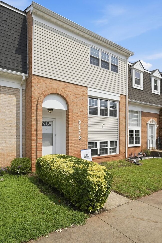 Photo - 9178 Laurelwood Ct