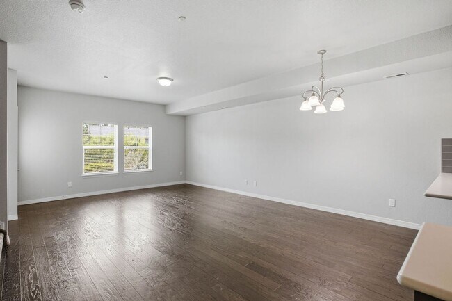 Photo - 3 Bedroom Townhome in Fort Collins
