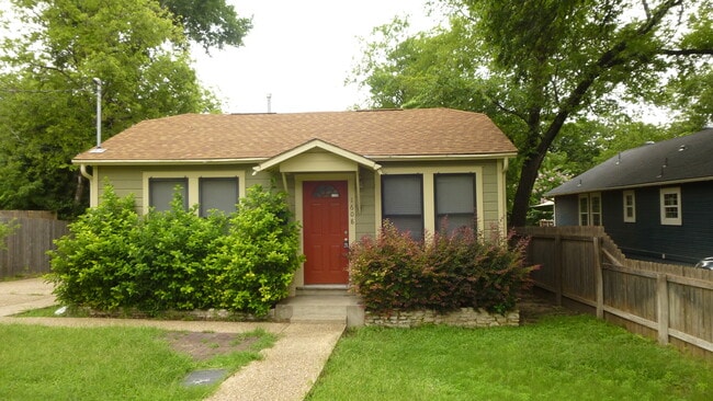 Photo - Fantastic cottage in SoCo