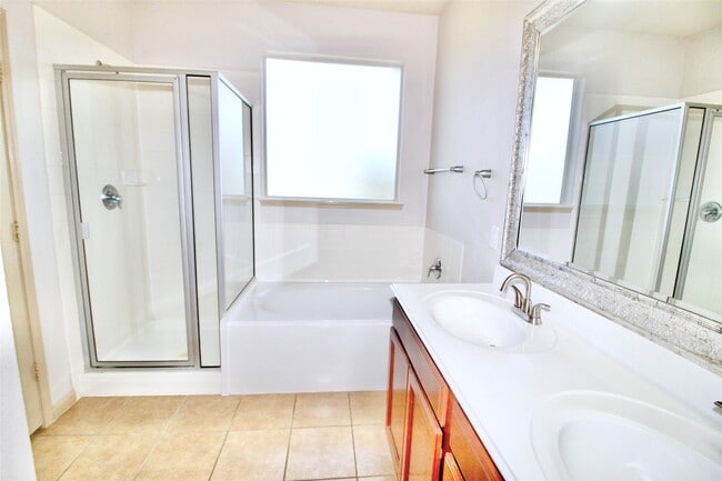 Photo - 6139 Norwood Meadows Ln