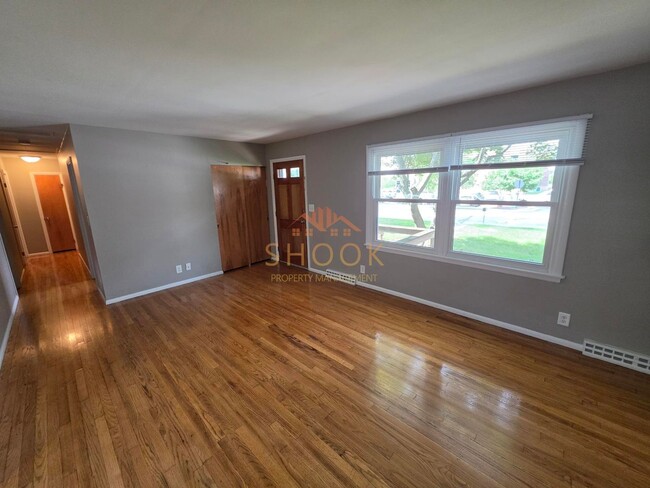 Photo - FRESH 4 BR HOME CLOSE TO EVERYTHING IN WEST LAFAYETTE