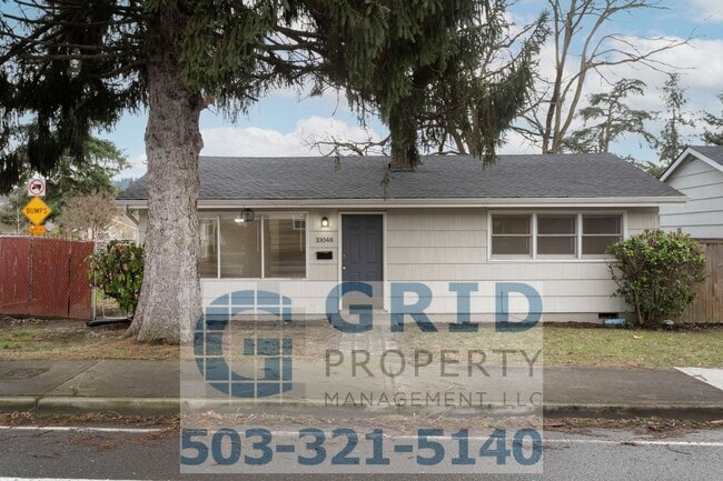 Building Photo - 3 Bedroom Home - Large Corner Lot - SE Por...