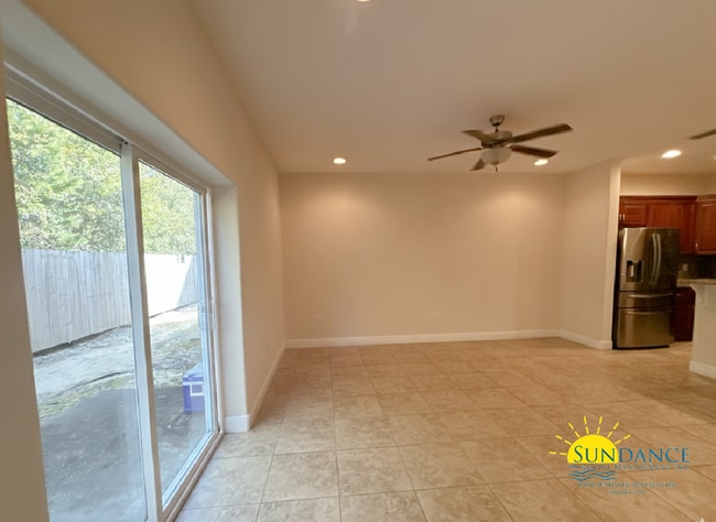 Photo - Beautiful 3 Bedroom Townhouse in The Palm Reserve