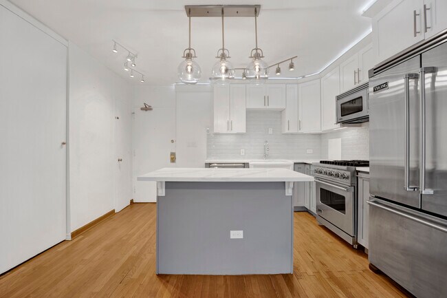 Photo - 1000 N Lake Shore Dr Unit 803