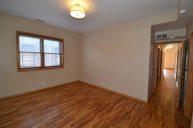 Photo - Pet Friendly 3 Bed 2 Bath Top Floor Unit Unit 974 - 3