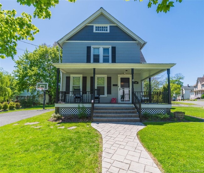 Photo - 139 Grand St