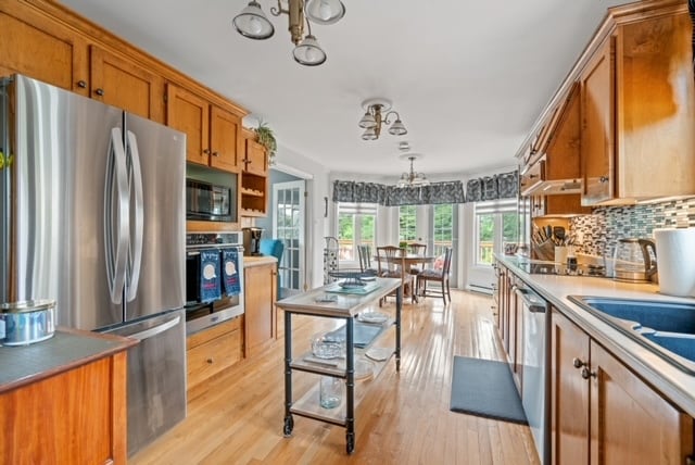 Photo - 35 Hillview Ave