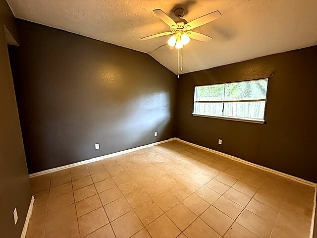 Photo - 3118 Trembling Creek Cir