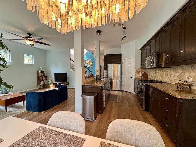 Photo - 1009 Taulbee Ln Unidad H