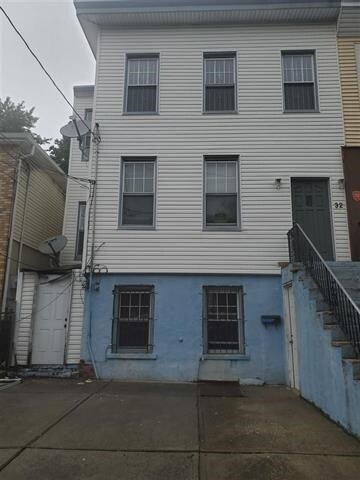 Photo - 32 Belmont Ave Apartment