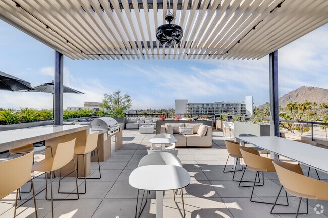 Rooftop Deck