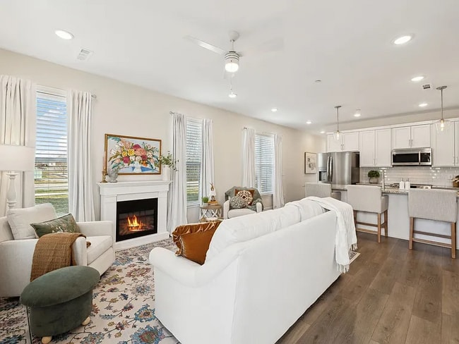 Photo - 147 Bess Blvd